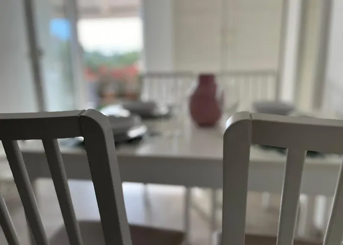 Olive Place 2